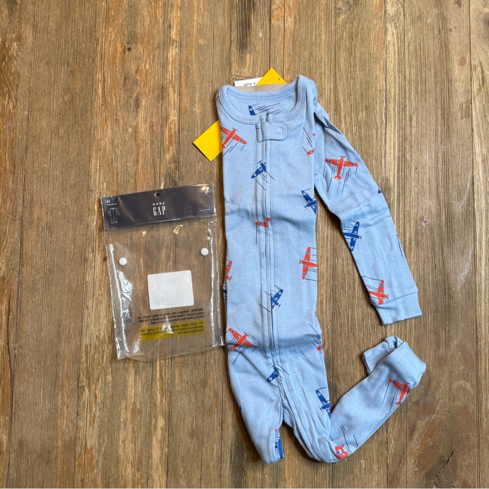 Gap Kids Baby Blue Onesie with Airplane Print, Zip One Piece, No Feet, 3T, NIB